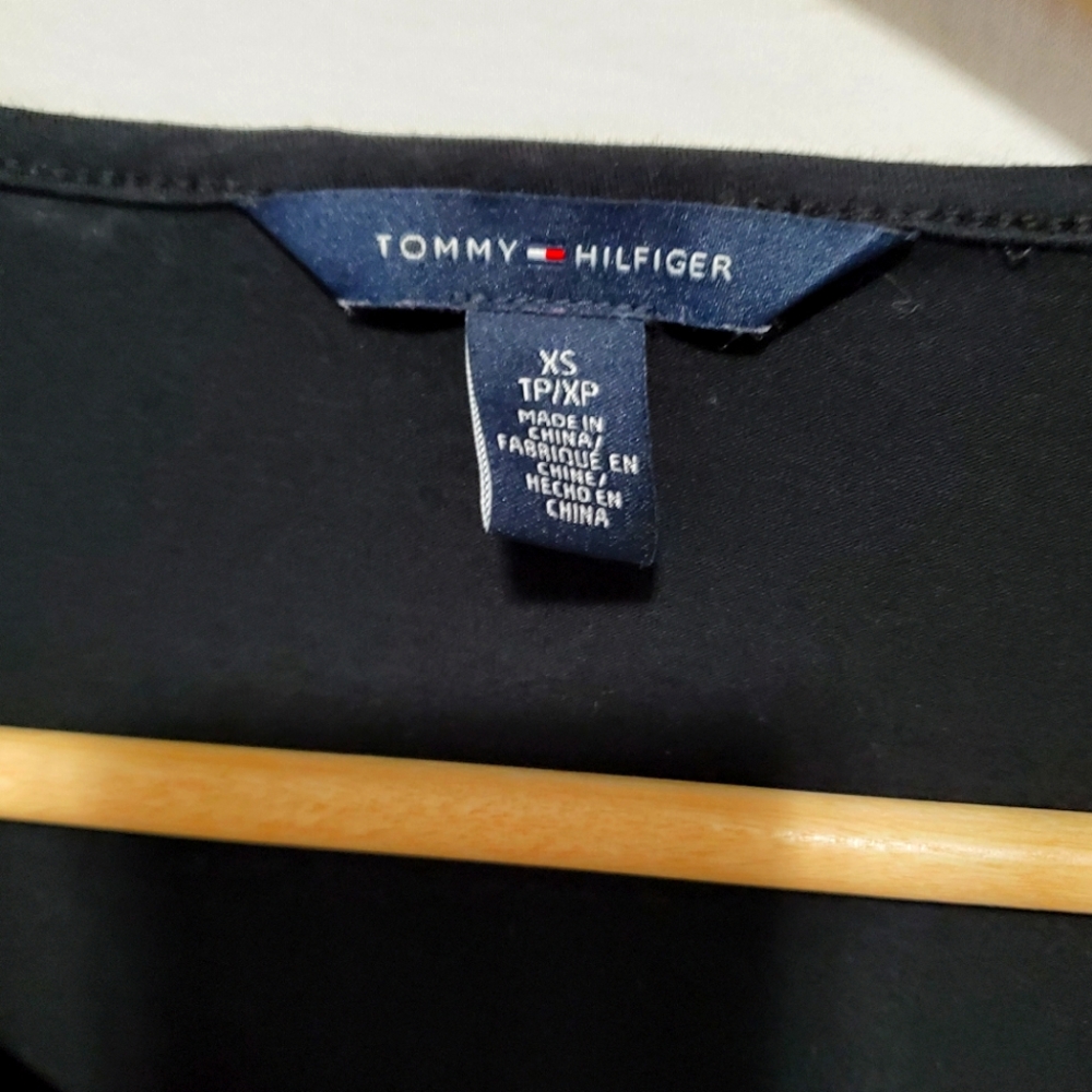 Tommy Hilfiger Black 3/4 Sleeve Top - Picture 4 of 4